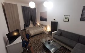 Wow Home - 175 Mq - Posteggio Privato - Davanti Porto Traghetti - Fino A 10 Posti Letto