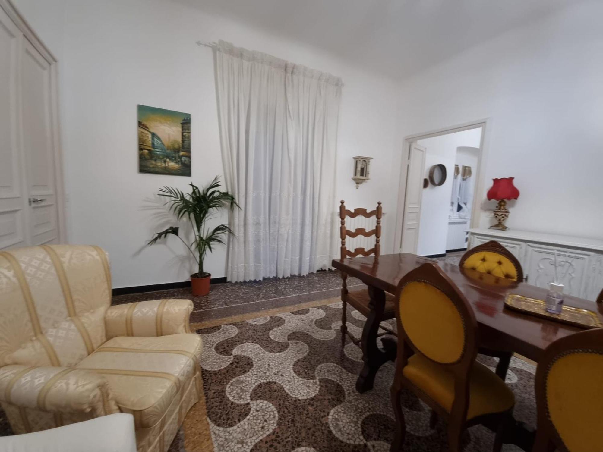 Wow Home - 175 Mq - Posteggio Privato - Davanti Porto Traghetti - Fino A 10 Posti Letto Genoa Exterior photo