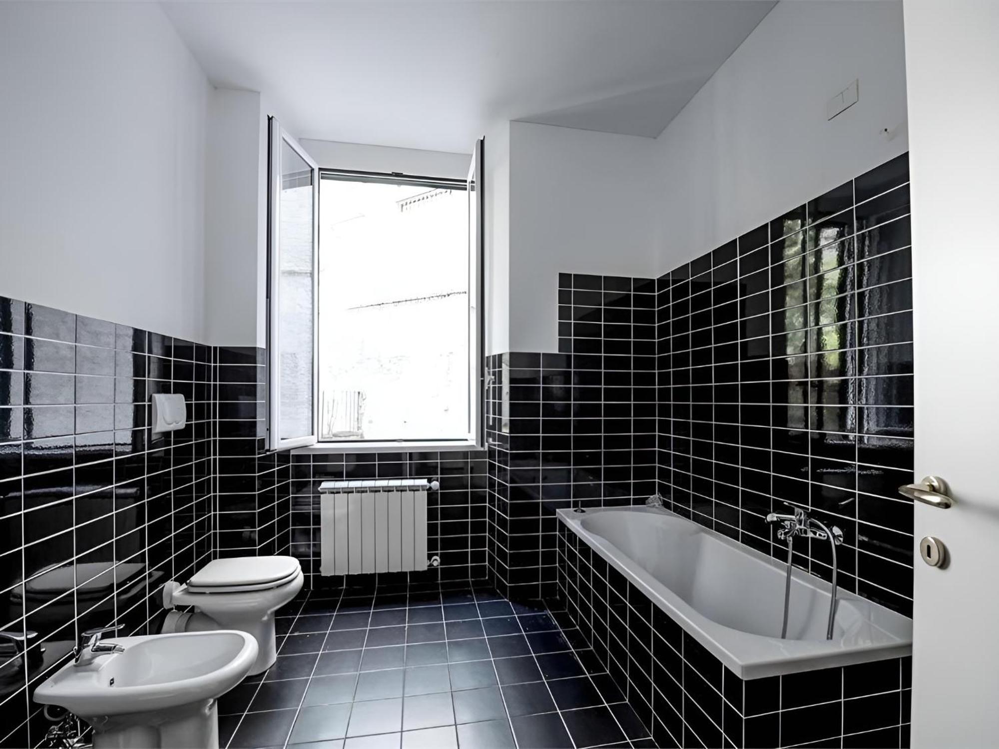 Wow Home - 175 Mq - Posteggio Privato - Davanti Porto Traghetti - Fino A 10 Posti Letto Genoa Exterior photo